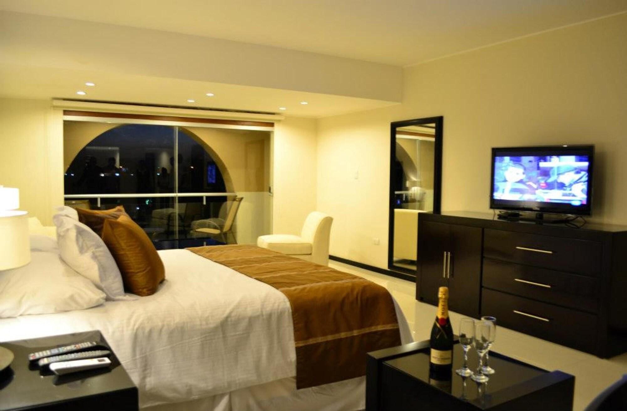 Sun Hotel Варнес Экстерьер фото