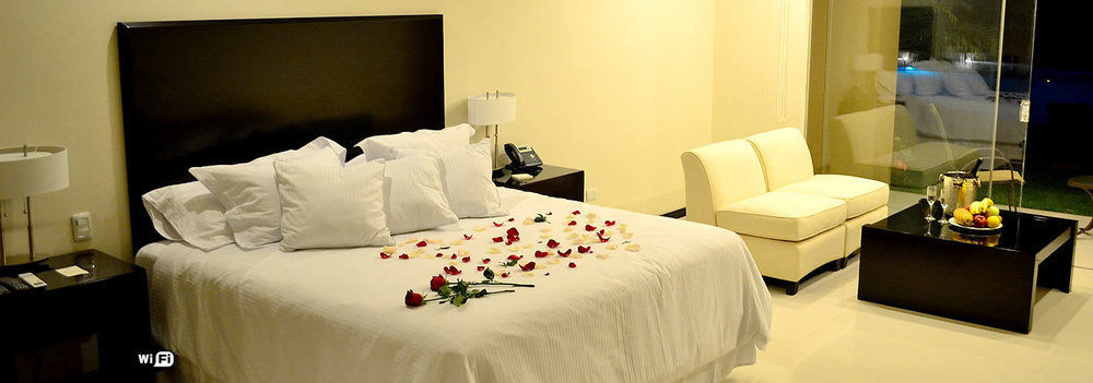 Sun Hotel Варнес Экстерьер фото